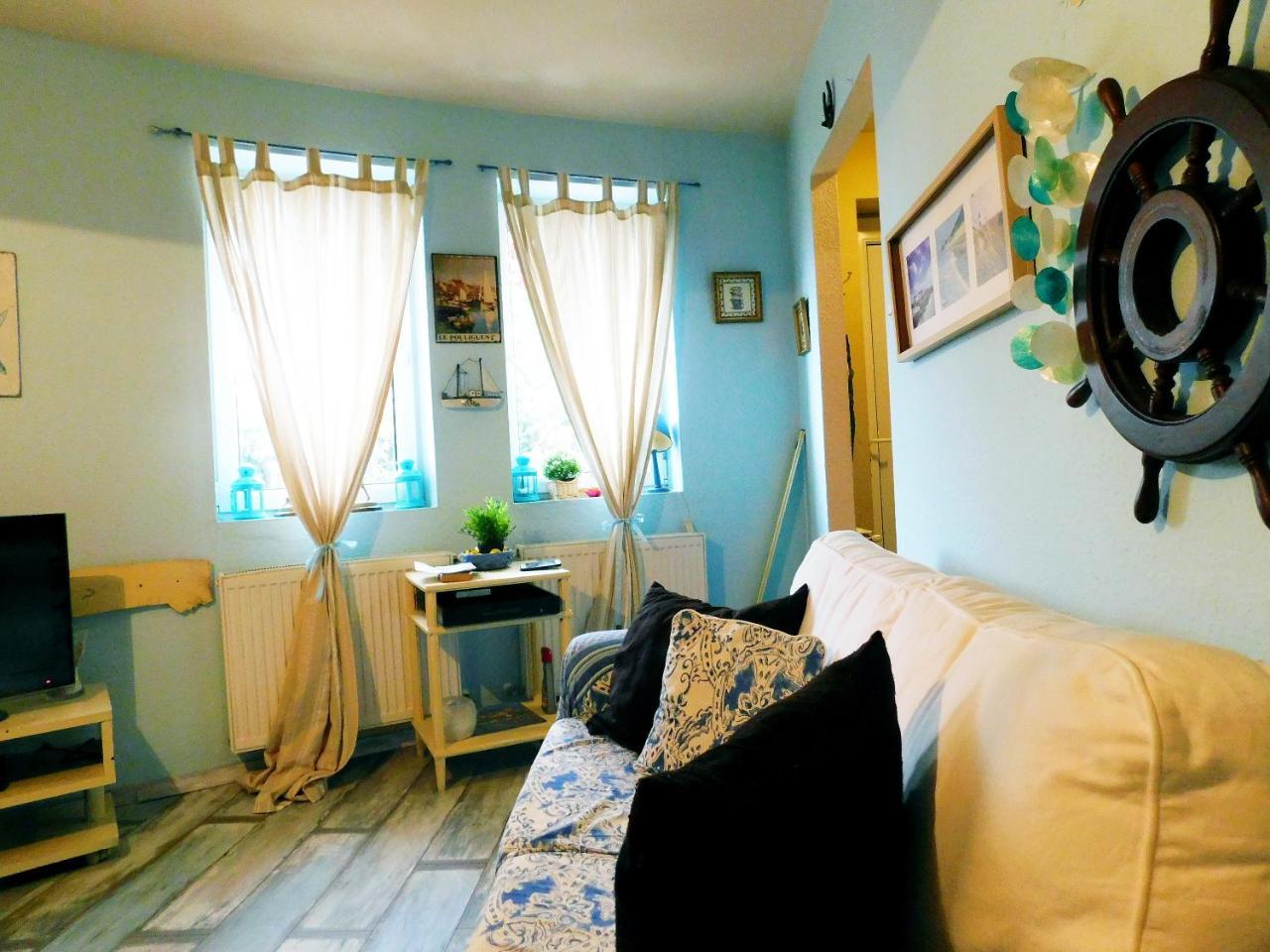 Best View Small House Free Parking Self Check-In Budapest Exterior photo